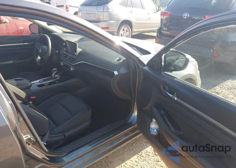 2021 Nissan Altima Sv Fwd z USA, uszkodzony, nr VIN 1N4BL4DV5MN371814